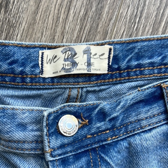 BNWT. Free People jeans - Picture 4 of 8